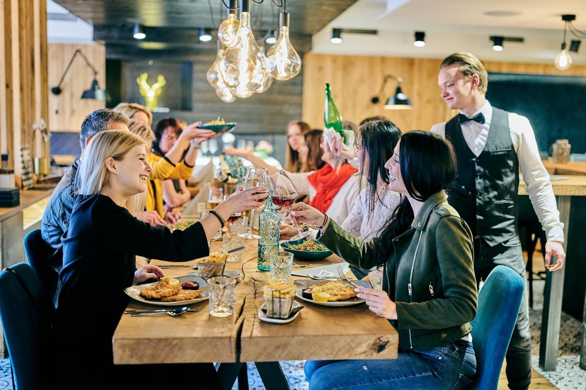 Hotel & Restaurant Herzstueck ולדקירכן מראה חיצוני תמונה